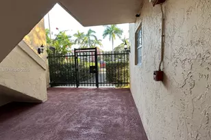 10903 N Kendall Dr, Miami, FL 33176 - Photo 26