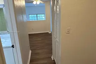 10903 N Kendall Dr, Miami, FL 33176 - Photo 16