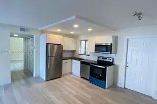 615 NE 26th St, Wilton Manors, FL 33305 - Photo 2