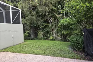 9835 NW 43rd Terrace, Doral, FL 33178 - Photo 24