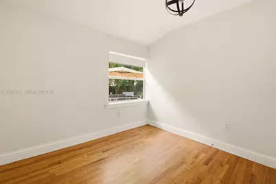 131 NE 97th St, Miami Shores, FL 33138 - Photo 8