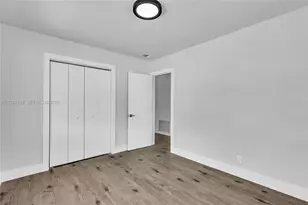 8521 NW 57th Ct, Tamarac, FL 33321 - Photo 18