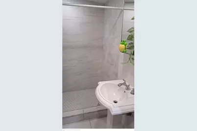 2420 NW 34th Street, Miami, FL 33142 - Photo 4