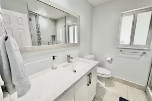 10991 NW 30th Pl, Sunrise, FL 33322 - Photo 14