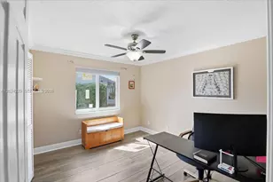 6520 Olde Moat Way, Davie, FL 33331 - Photo 18