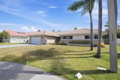 6520 Olde Moat Way, Davie, FL 33331 - Photo 30
