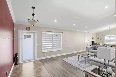 6520 Olde Moat Way, Davie, FL 33331 - Photo 6