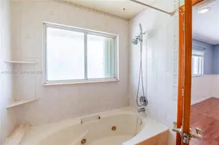 9803 NW 37th St, Sunrise, FL 33351 - Photo 22