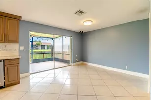 9803 NW 37th St, Sunrise, FL 33351 - Photo 12