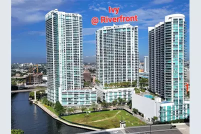 90 SW 3rd St #2208, Miami, FL 33130 - Photo 1