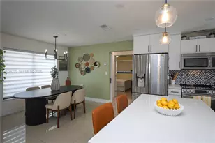 9330 NW 43rd St, Sunrise, FL 33351 - Photo 22