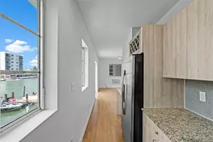7950 Tatum Waterway Dr, Miami Beach, FL 33141 - Photo 10