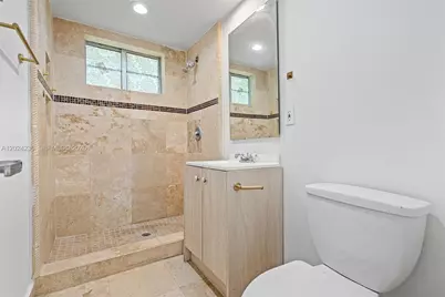 7950 Tatum Waterway Dr #N10, Miami Beach, FL 33141 - Photo 16