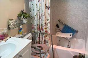 1985 S Ocean Dr, Hallandale Beach, FL 33009 - Photo 4