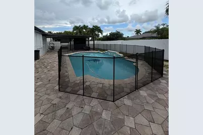 16911 NW 87th Ct, Miami Lakes, FL 33018 - Photo 8