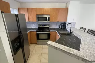 8750 N Sherman Cir, Miramar, FL 33025 - Photo 4