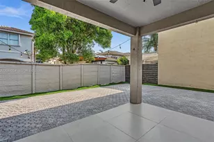 11247 NW 47th Ln, Doral, FL 33178 - Photo 36