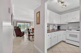 2800 NW 47th Terrace, Lauderdale Lakes, FL 33313 - Photo 2