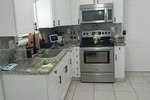 2034 NW 93rd St, Miami, FL 33147 - Photo 10