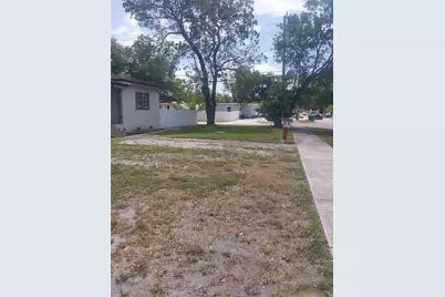 2034 NW 93rd St #0, Miami, FL 33147 - Photo 2