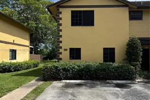 1126 NE 209th Terrace, Miami, FL 33179 - Photo 4