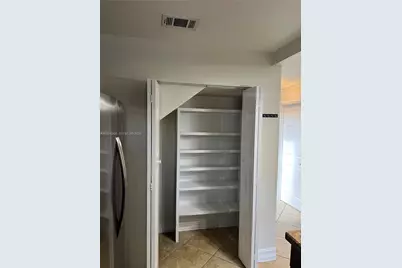 1126 NE 209th Ter, Miami, FL 33179 - Photo 16