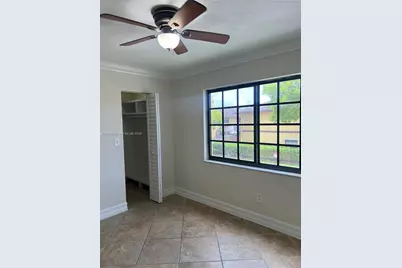 1126 NE 209th Ter, Miami, FL 33179 - Photo 18