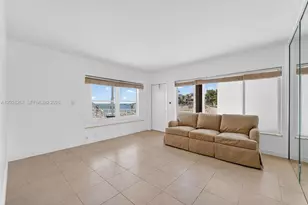 2508 Bay Dr, Pompano Beach, FL 33062 - Photo 6