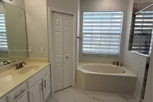 9135 Leatherwood Loop, Lehigh Acres, FL 33936 - Photo 38