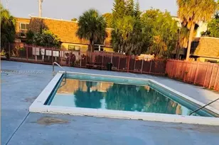 6480 W 27th Ct, Hialeah, FL 33016 - Photo 14