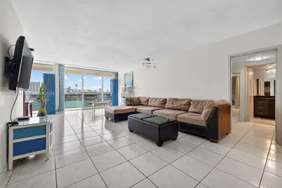 900 Bay Dr #606, Miami Beach, FL 33141 - Photo 4