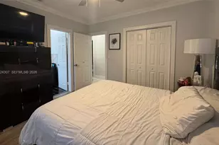 11235 NW 62nd Ave, Hialeah, FL 33012 - Photo 14
