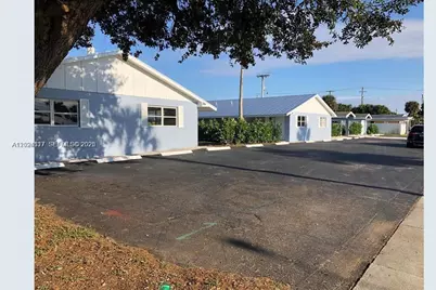 588 Holly Dr #B, Palm Beach Gardens, FL 33410 - Photo 10