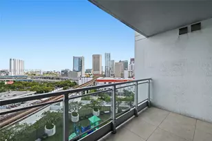 90 SW 3rd St, Miami, FL 33130 - Photo 4