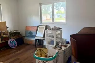 8001 NW 3rd Pl, Margate, FL 33063 - Photo 10