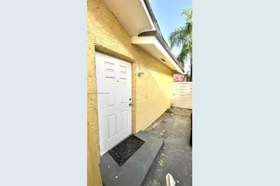 233 NE 199th Ter #0, Miami, FL 33179 - Photo 2