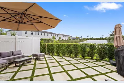 20478 NW 4th Ct #20478, Miami Gardens, FL 33169 - Photo 6