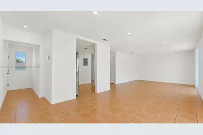 14903 SW 80th St #201, Miami, FL 33193 - Photo 4