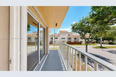 14903 SW 80th St #201, Miami, FL 33193 - Photo 12