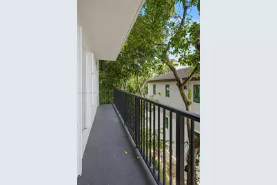 6815 Edgewater Dr #201, Coral Gables, FL 33133 - Photo 14