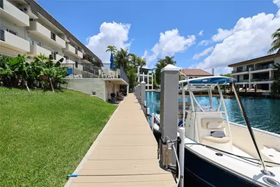 6815 Edgewater Dr #201, Coral Gables, FL 33133 - Photo 40