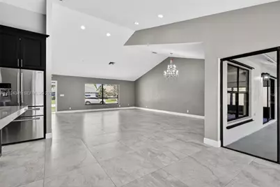 9654 Sun Pointe Drive, Boynton Beach, FL 33437 - Photo 14