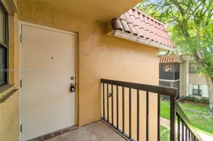 9728 Hammocks Blvd, Miami, FL 33196 - Photo 2