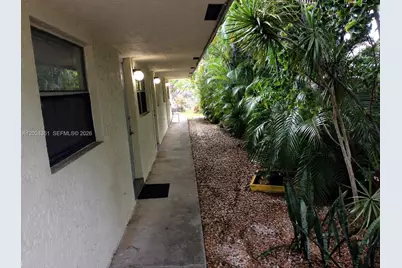 274 SW 9th St #1-3, Dania Beach, FL 33004 - Photo 24