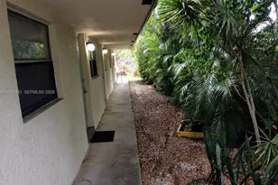 274 SW 9th St, Dania Beach, FL 33004 - Photo 24