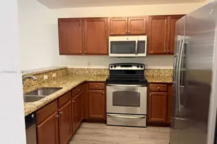 11403 NW 89th St, Doral, FL 33178 - Photo 6