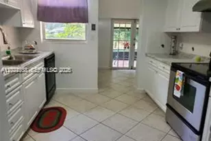 9401 SW 181st St, Palmetto Bay, FL 33157 - Photo 4
