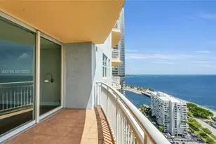 2475 Brickell Ave, Miami, FL 33129 - Photo 4