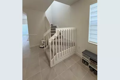 2584 SE 25th Ct, Homestead, FL 33035 - Photo 10