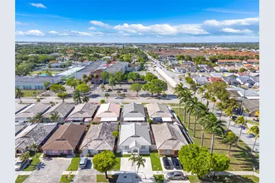 9703 NW 127th St, Hialeah Gardens, FL 33018 - Photo 30